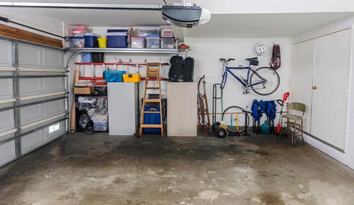Dirty garage floor